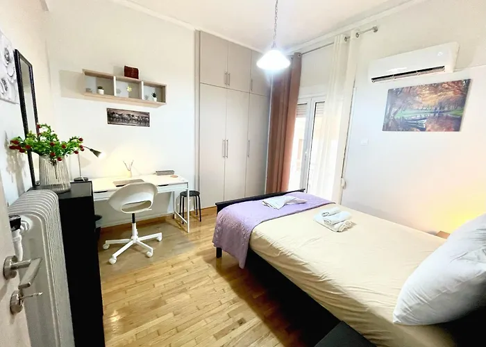 Modern & Quiet 4Th Floor Flat - 3\' From Metro