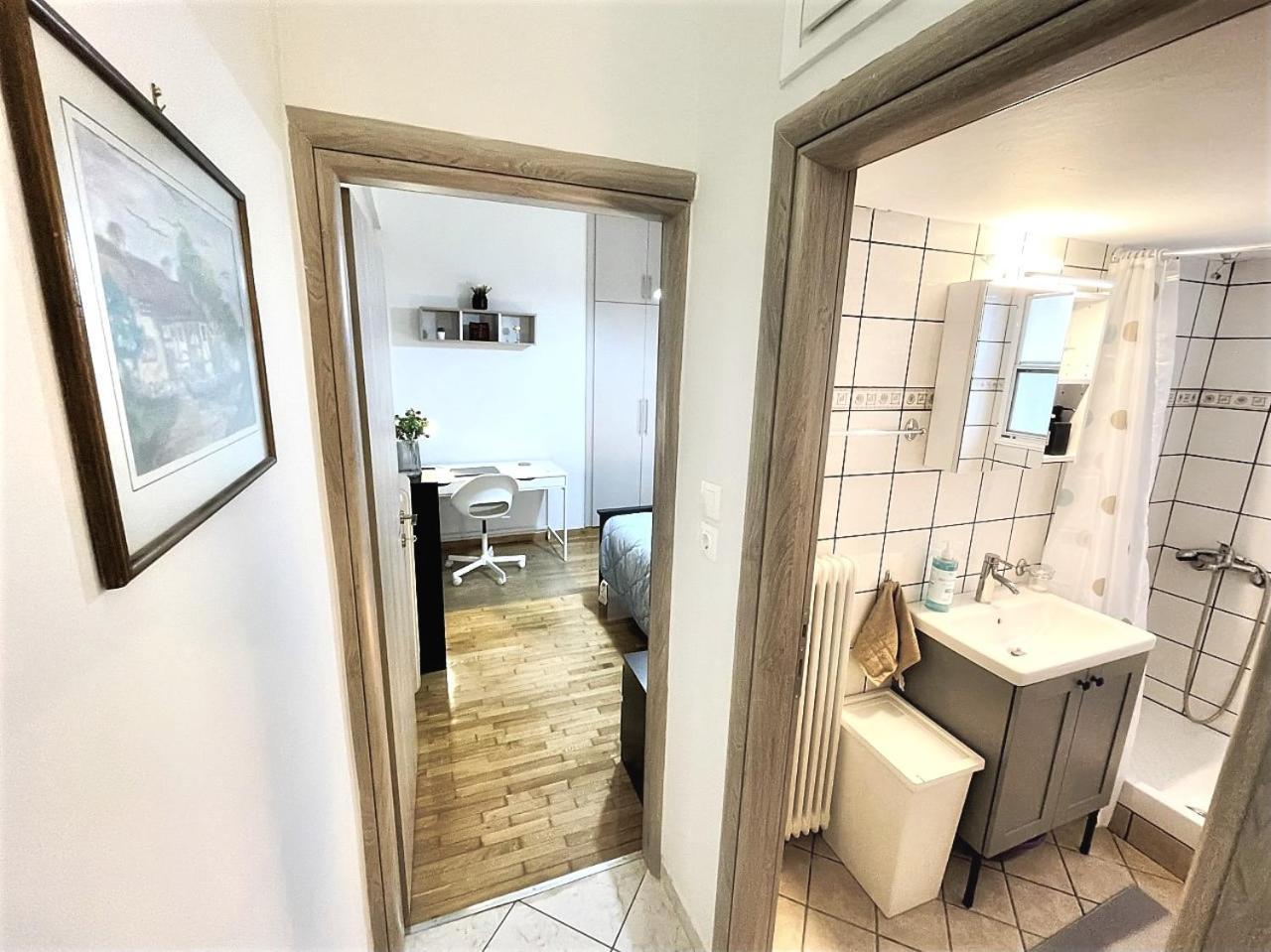 Appartamento Modern & Quiet 4th Floor Flat - 3' From Metro Atene