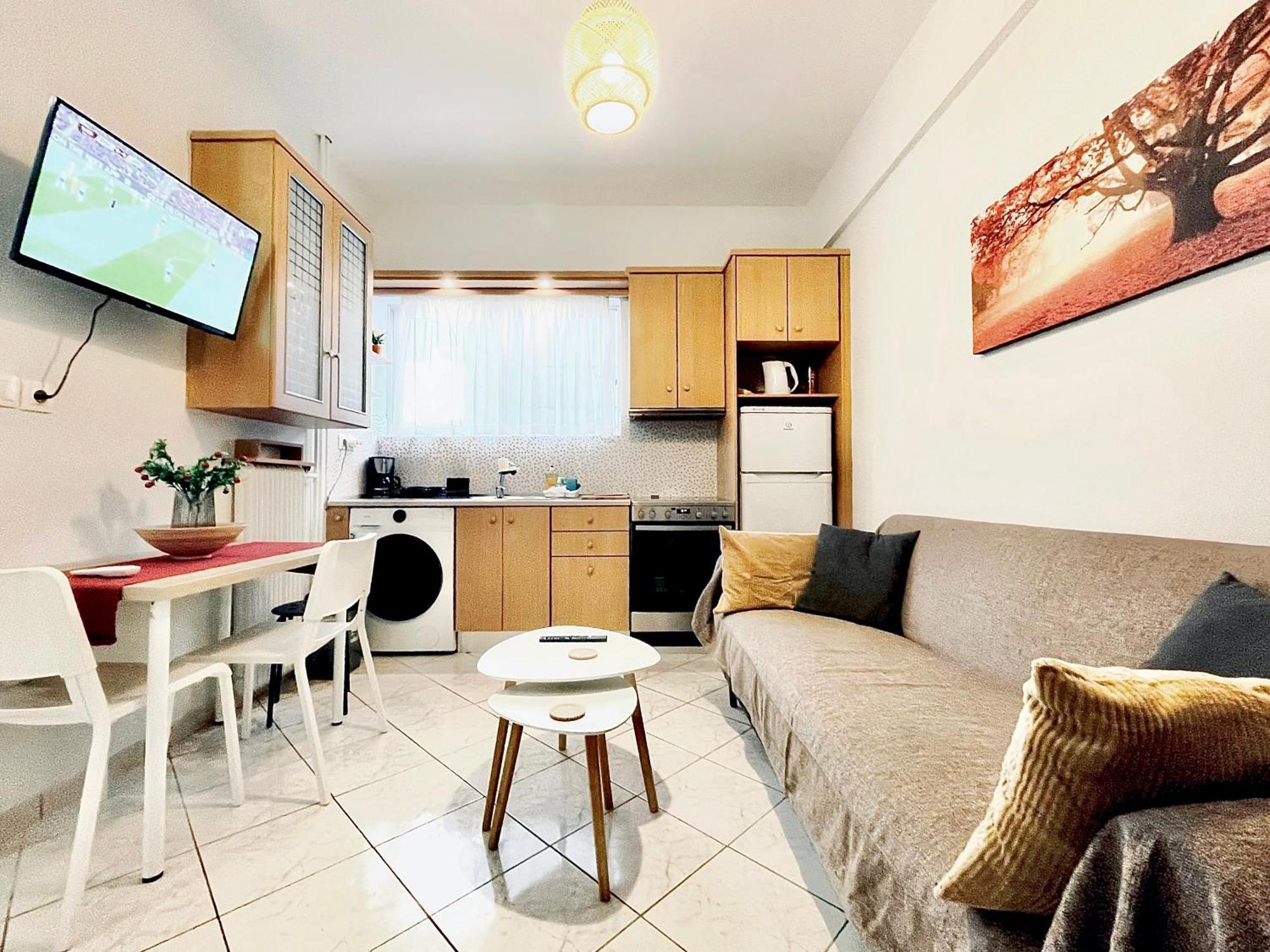 Modern & Quiet 4th Floor Flat - 3' From Metro