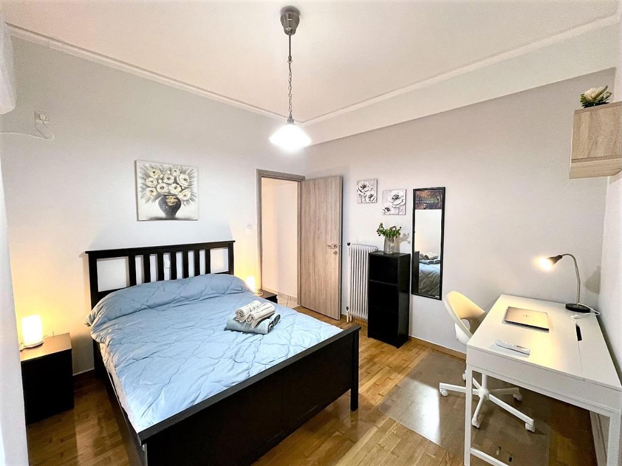 Modern & Quiet 4th Floor Flat - 3' From Metro